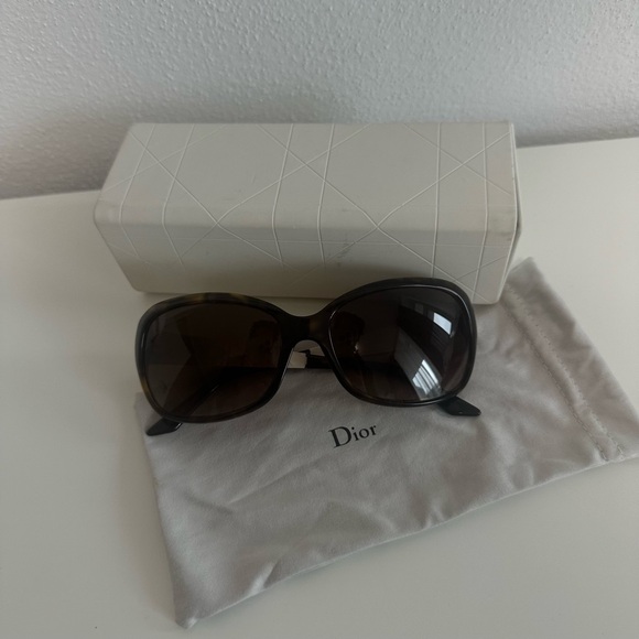 Dior  sunglasses - Picture 6 of 6